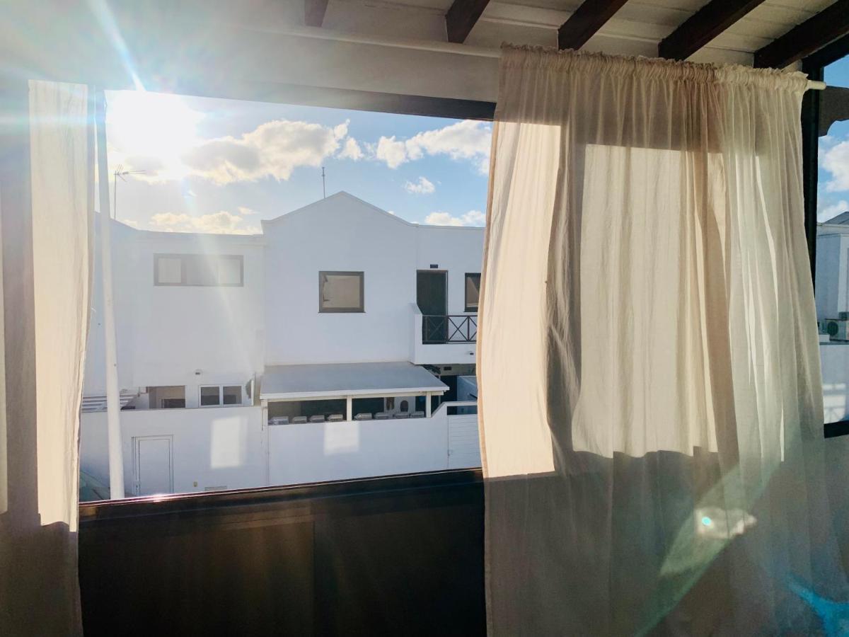 Habitaciones Privadas Cerca De La Playa Y Aeropuerto En Casa Compartida Con Otros Huespedes Playa Honda  Eksteriør billede